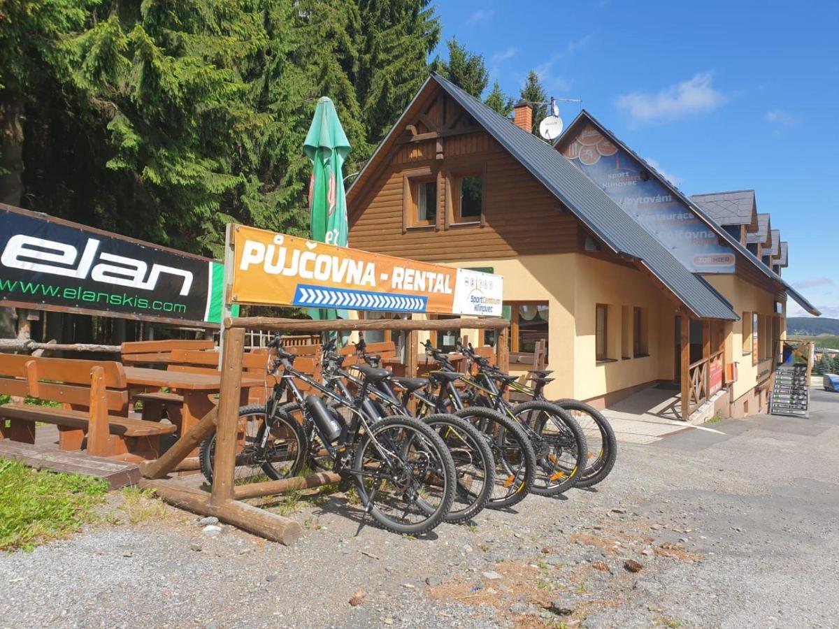 Sportcentrum Klinovec Loučná pod Klínovcem Bagian luar foto